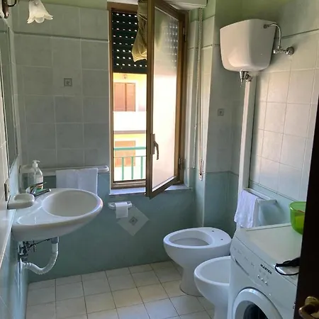 Solari, Apartment *